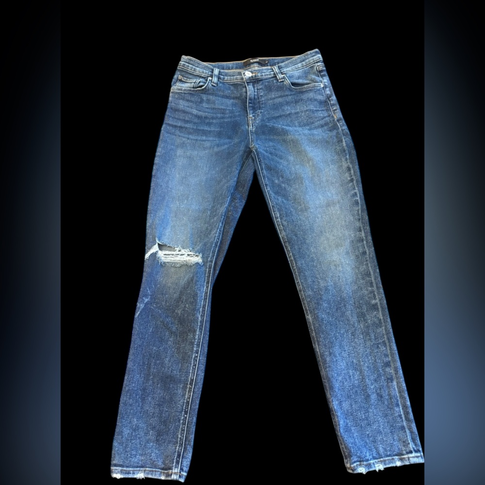 Hudson Lana Mid-Rise Distressed Slim Boyfriend Jeans, size 28